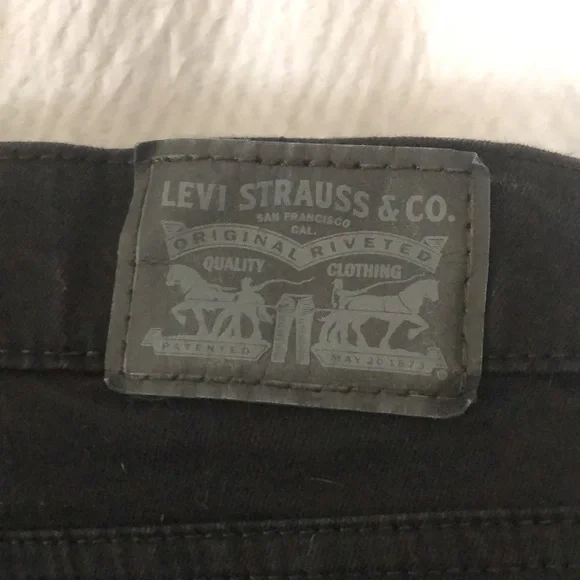 Levi Strauss & Co Women’s Black High Rise Straight Black Jeans in size 24W - Picture 4 of 8